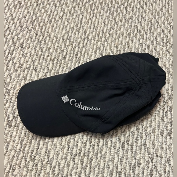 COLUMBIA BASEBALL CAP - Picture 4 of 5